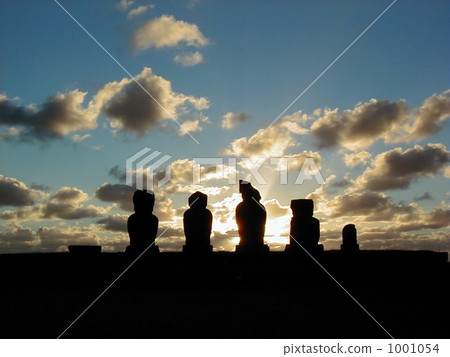 World Heritage Site Chile Easter Island Ah Tajai Moai 1001054