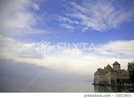 Chillon Castle that floats in the sea 1001903