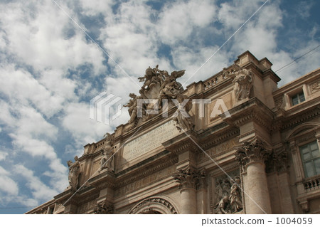 Sky of Trevi Sky of Trevi 1004059