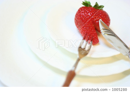 I will have strawberry! 1005280