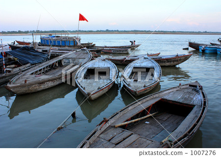 船在恒河上 1007276