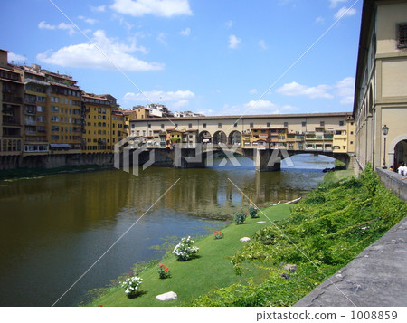 Ponte Vecchio和Arno河 1008859