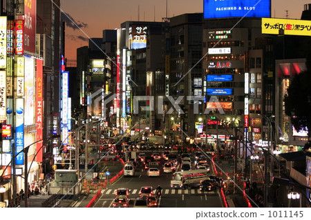 Evening scenery of Ueno Chuudori Evening scenery of Ueno Chuudori 1011145