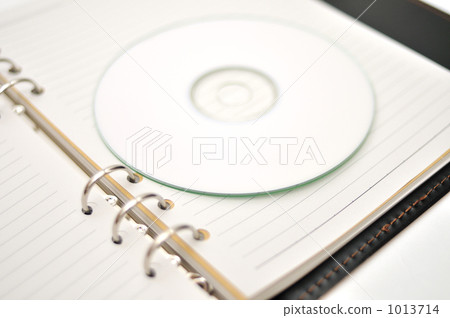 系統筆記本和CD-R 1013714