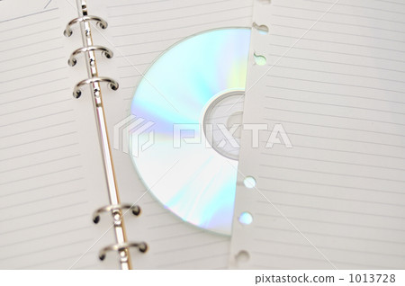 系統筆記本和CD-R 1013728