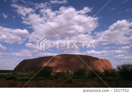 Ayers Rock sky 1017702