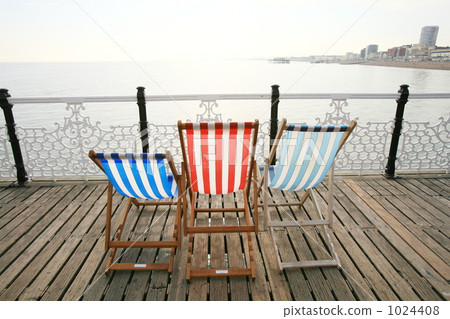 deck chair, deckchair, sunbed 1024408