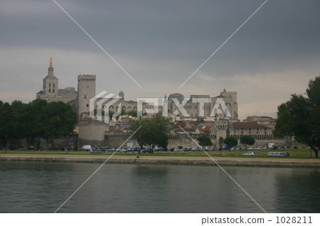Palace of the palace of Avignon 1028211