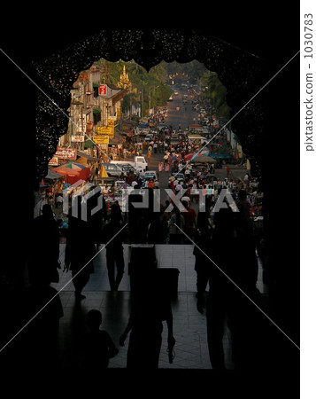 Shwedagon Pagoda precinct 1030783