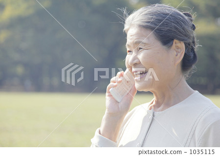 cellular telephone, handphone, senior 1035115