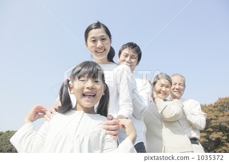 三代人 家庭 家族 1035372
