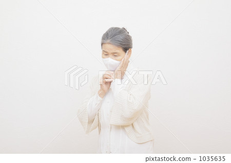 老人 女生 女孩 1035635