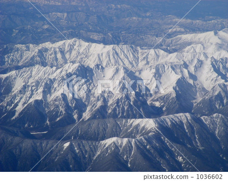 From the airplane to the north 1036602
