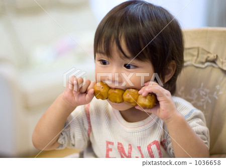 Delicious ~! (Model: Takuma-kun) Delicious ~! (Model: Takuma-kun) 1036658