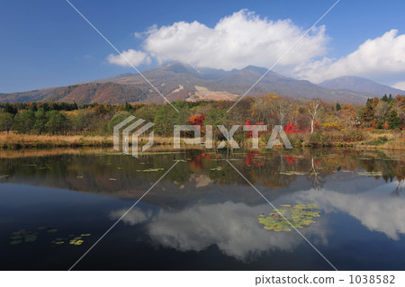 Myoko Kogen秋葉突出池塘 Myoko Kogen秋葉突出池塘 1038582