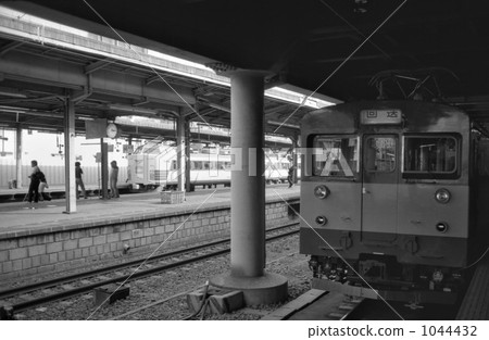 鐵路鐵路·上野站Kumoya 143型商務車昭和57年 1044432