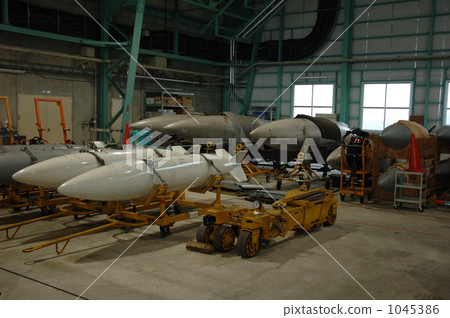 fuel tank, hangar, aircraft hangar 1045386
