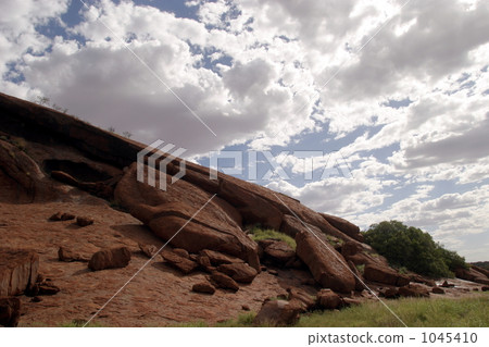 烏魯魯雲 1045410