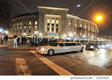 Yankee Stadium At Night Stock Photo - Download Image Now - Yankee