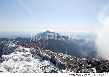 Takachiho's peak of extreme cold 1060641