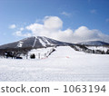 Clear ski slope 1063194