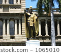 它是Kamehameha the Great的“夏威夷OAHU島”雕像的旅遊勝地。 1065010