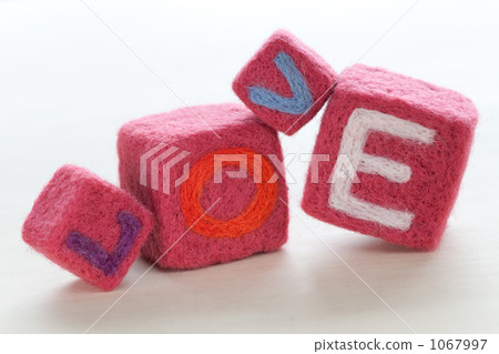 Felt cube 1067997