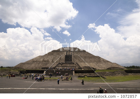 太陽金字塔3 1072857