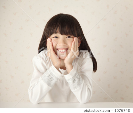 Infants with flowers 1076748