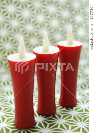 Japanese candles 1077364