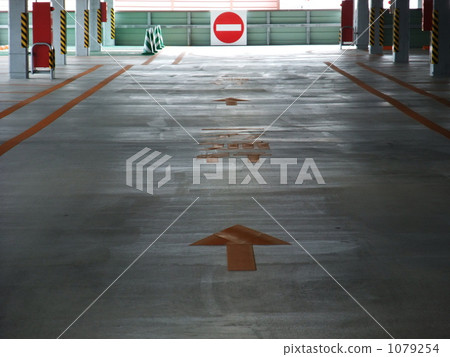 The course of the parking lot The course of the parking lot 1079254