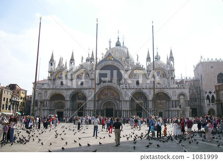 St. Mark's Basilica and St. Mark's Square St. Mark's Basilica and St. Mark's Square 1081999