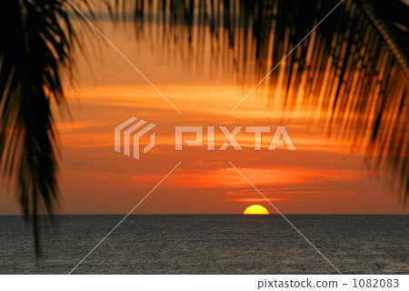 Sunset Sunset 1082083