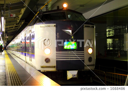 northern provinces, 583 series, electric train 1088486