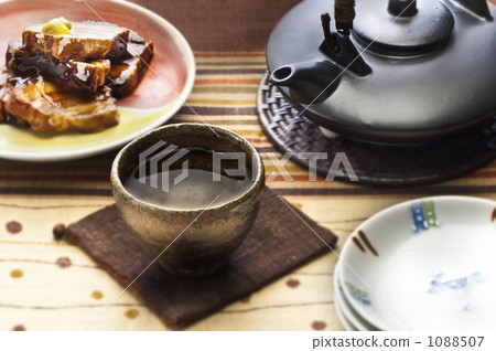 燒酒和黑丸 燒酒和黑丸 1088507