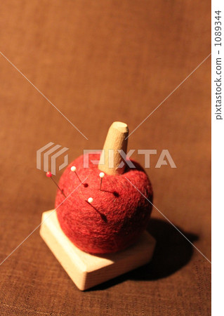 Apples shape Apples shape 1089344