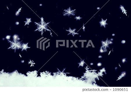 Snowing night 1090651