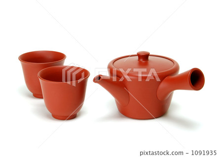 Teapot and a tea room 1091935