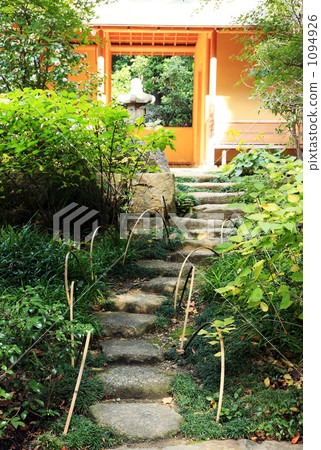 A promenade A promenade 1094926