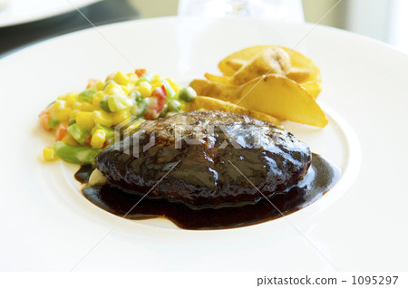 漢堡牛排 1095297