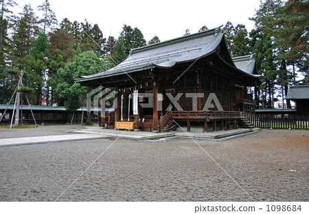 Walking Yonezawa · Uesugi Shrine 1098684