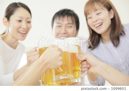 啤酒杯 人 人物 1099601