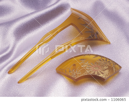 tortoiseshell, dressed in kimono, japanese clothing 1106065