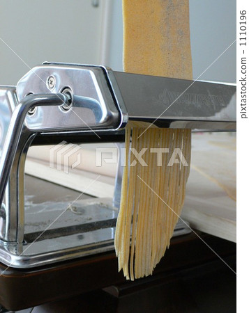 Hand-rolled pasta at home Hand-rolled pasta at home 1110196