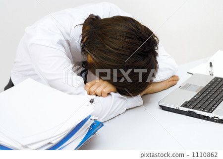 Overworked businessman 1110862