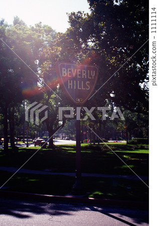 Beverly Hills sign 1111114