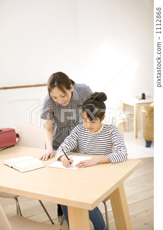 女兒 小學學生 小學生 1112868
