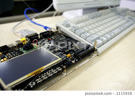 precision machine, an integrated circuit, integrated circuit 1115938