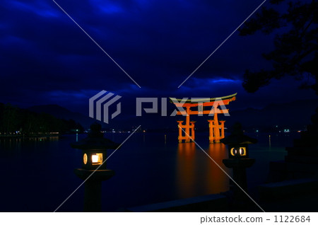 otorii, itsukushima shrine, lit up 1122684