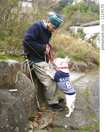 與爺爺一起散步·第2部分 1124576